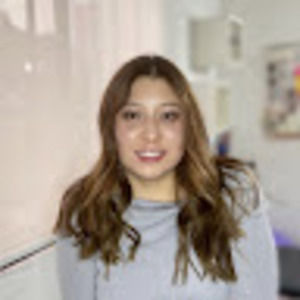 Meet your Posher, Alix rosana